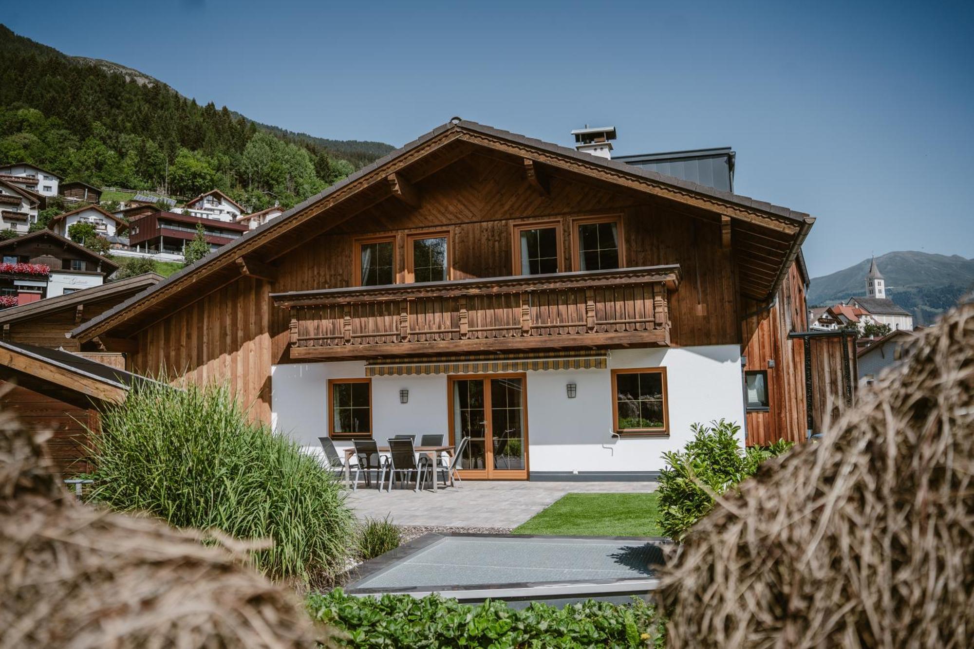 Alpenzeit Villa Ladis Exteriör bild